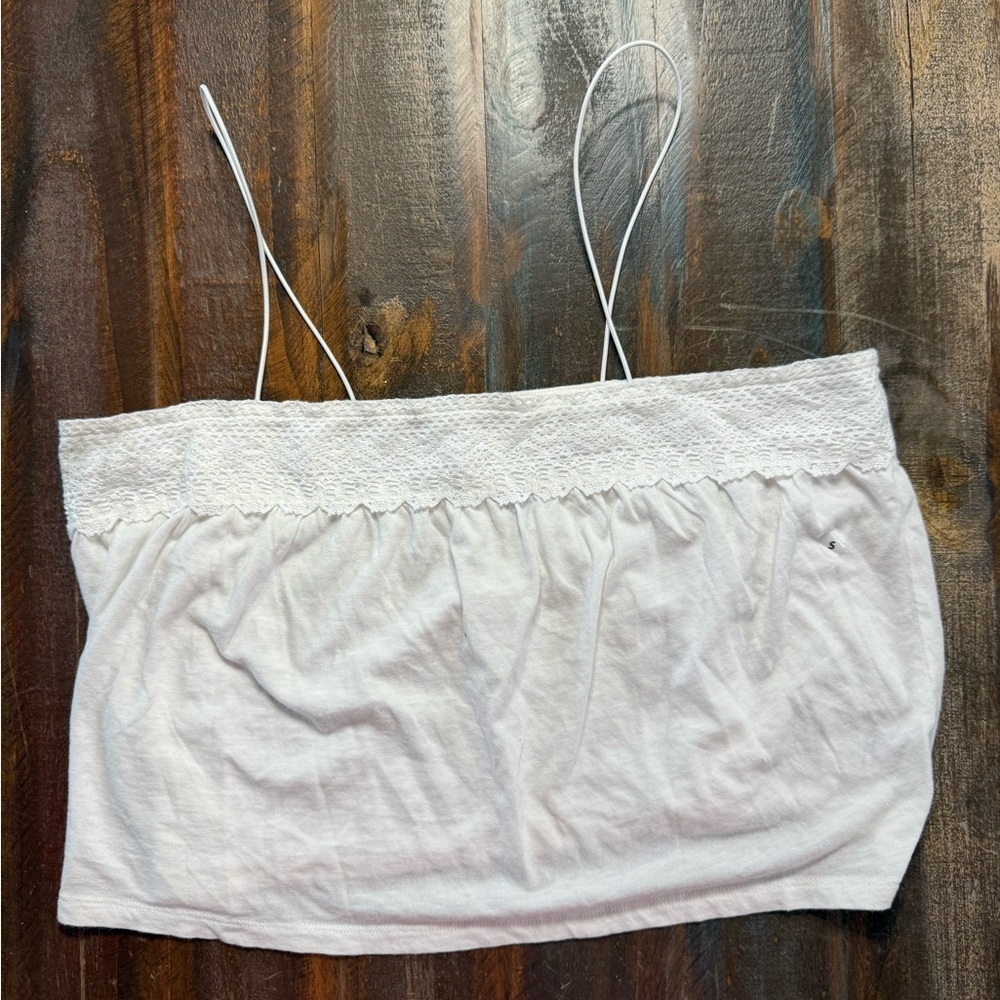 Ⓜ️American‎ Eagle Outfitters White Lace Trim Crop Top